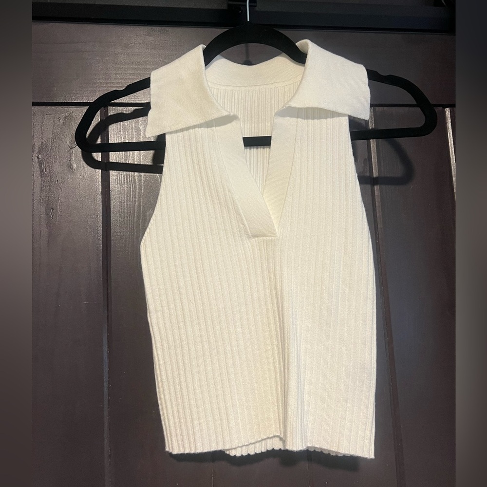Sleeveless Ribbed Knit Top